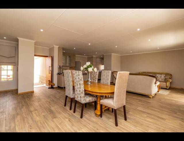 3 BEDROOM HOUSE FOR SALE IN WATERKLOOF EAST